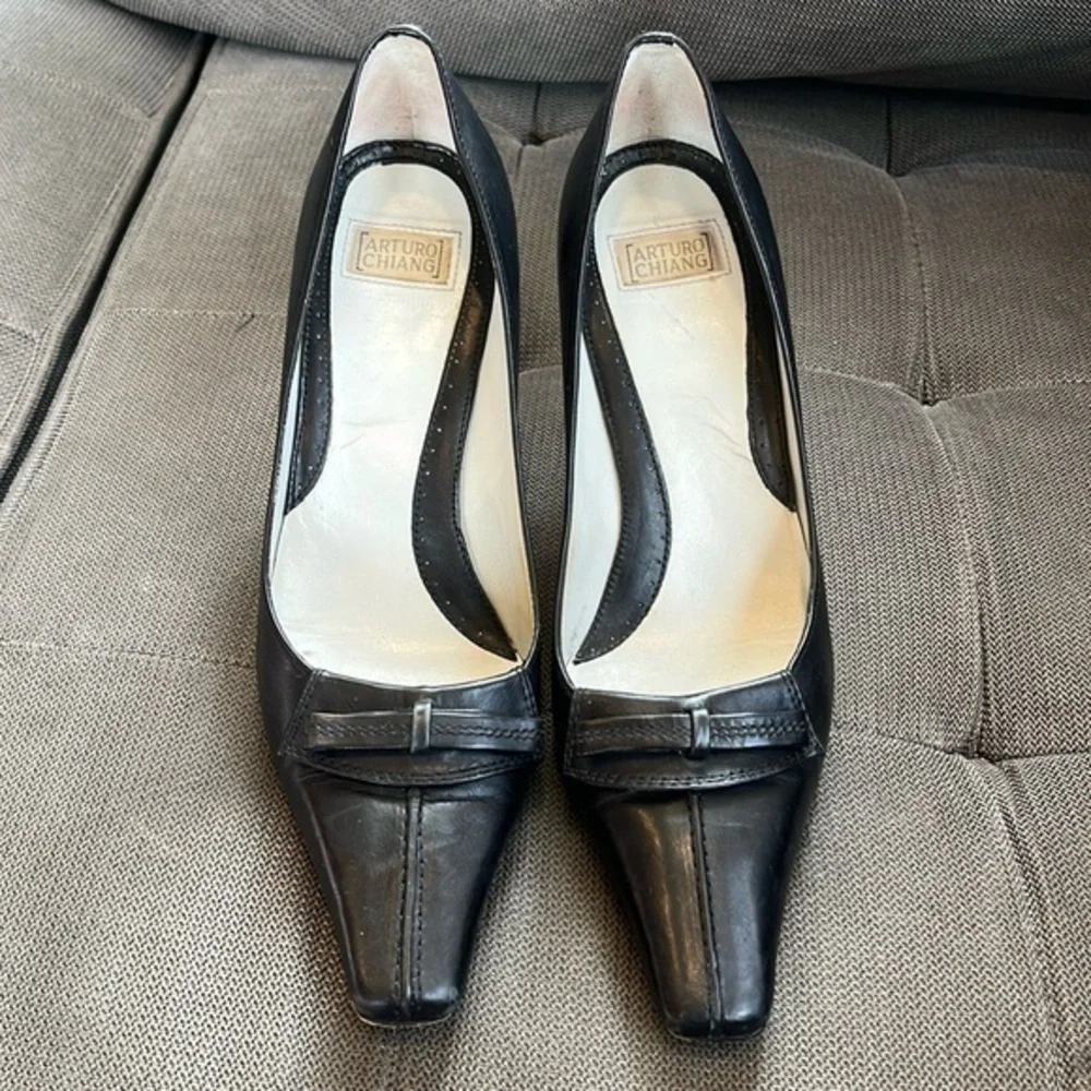 🇪🇸🐠 Arturo Chiang Black Leather Bow Pumps Size 5 | Classic Square Toe Heels